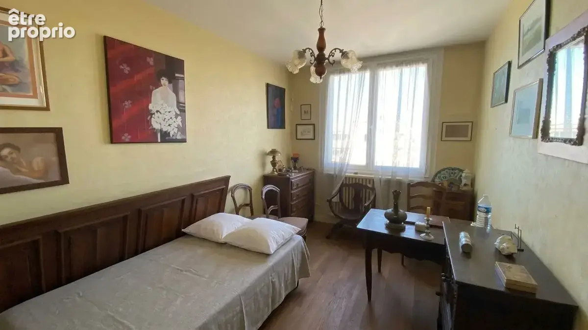 DERNIER ETAGE Appartement T2 à Fontaines-sur-Saône - photo 4