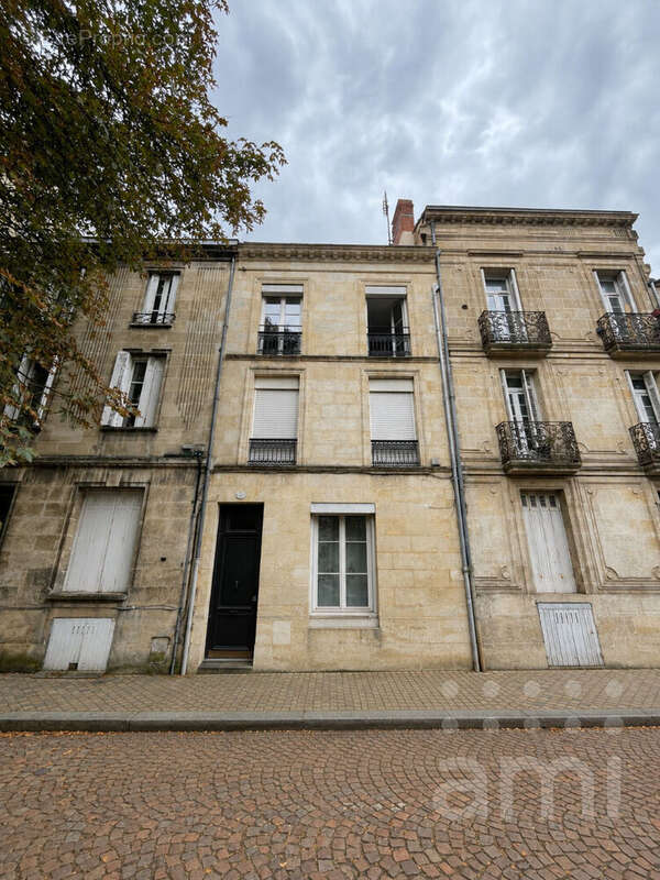 Bordeaux centre - appartement T2 Bis vendu libre - photo 8