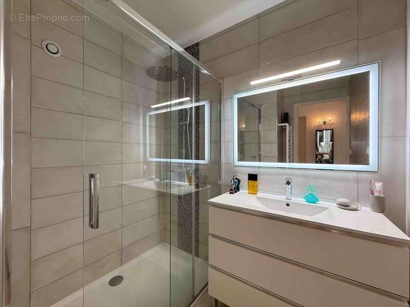 Maison à LA BATIE-NEUVE