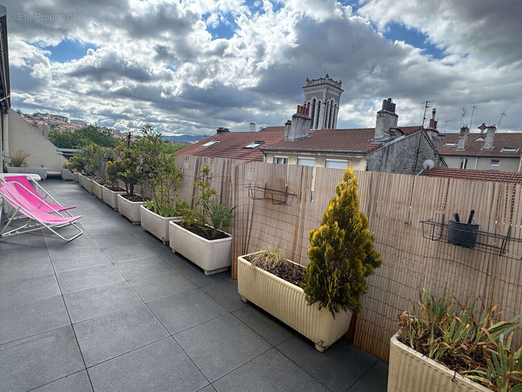 Appartement Saint Etienne 5 pièce(s) 142.44 m2 - photo 2
