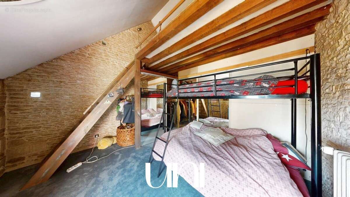 Maison 373 m² à Airan  - photo 36
