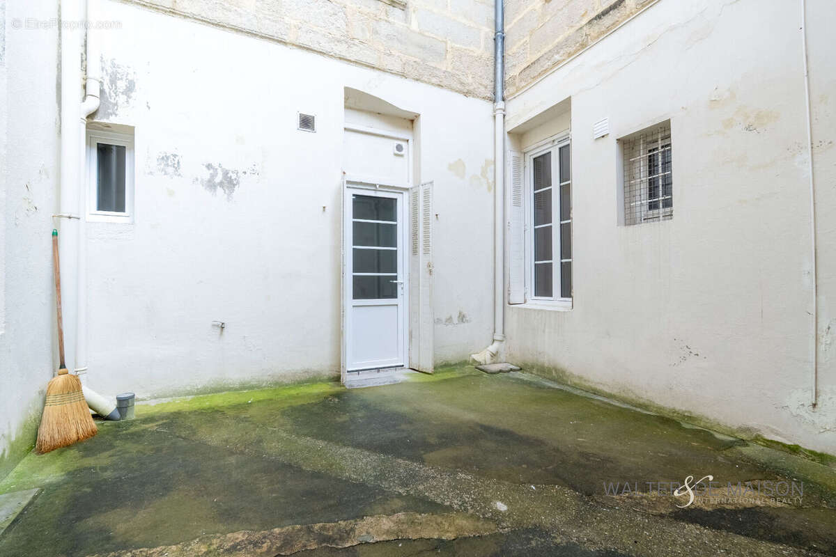 Appartement à SAINTES