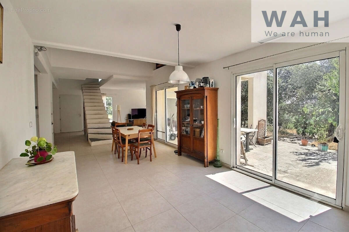 Vente maison 4 pieces, garage - viols-le-fort (34380) - photo 4