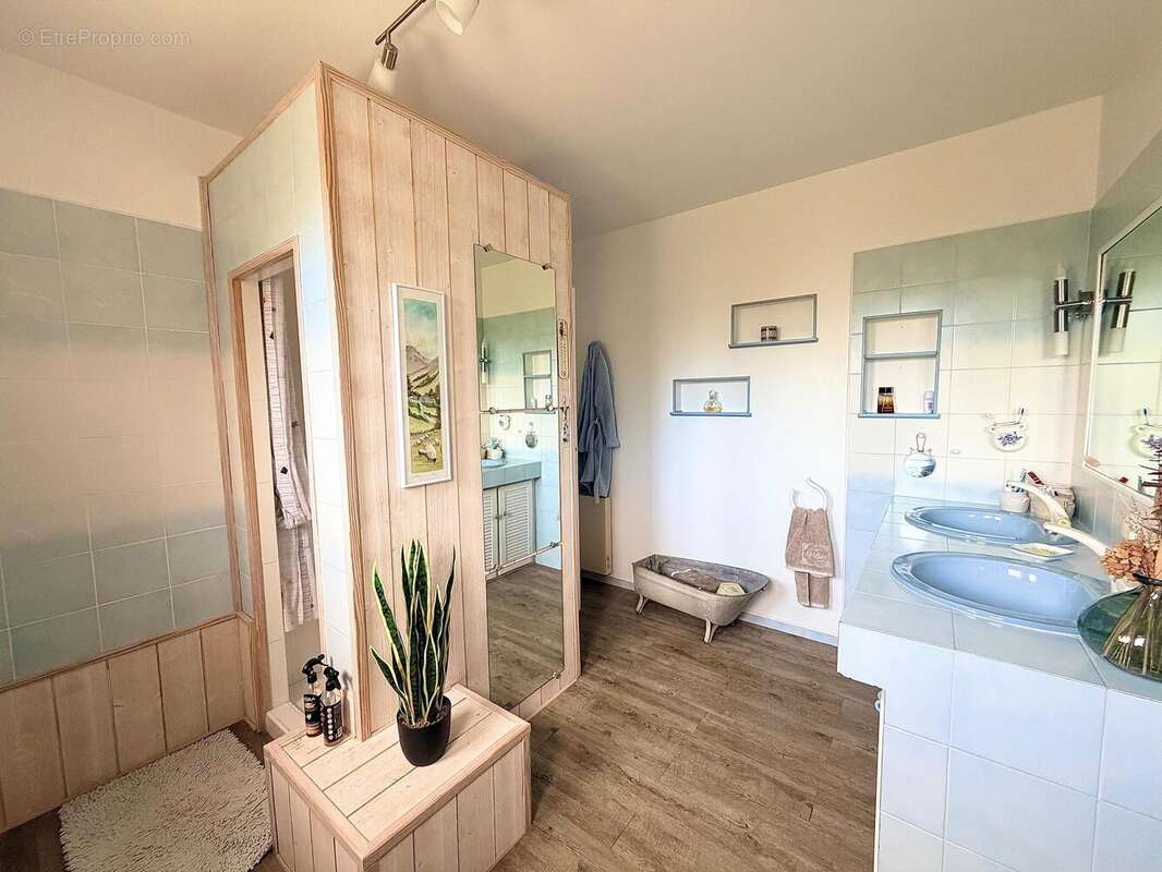 Maison 162 m² à Houeilles  - photo 8