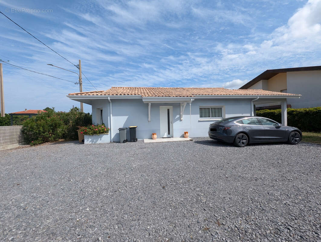 Commerce à GUJAN-MESTRAS