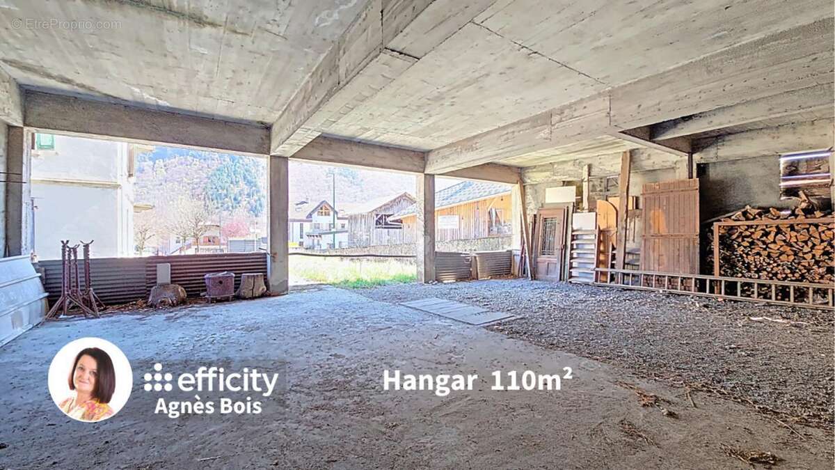 Maison 229 m² à Magland  - photo 2