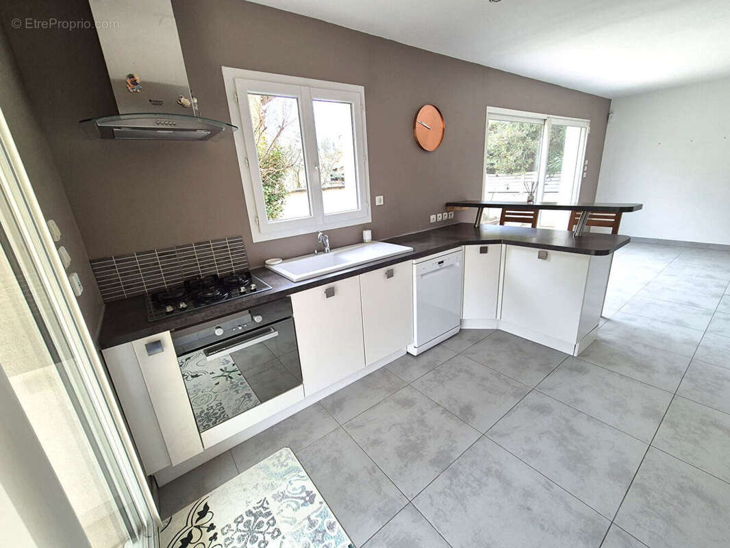 Maison à JONQUERETTES