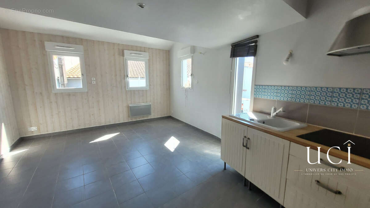 Appartement 37 m² à Reze  - photo 2