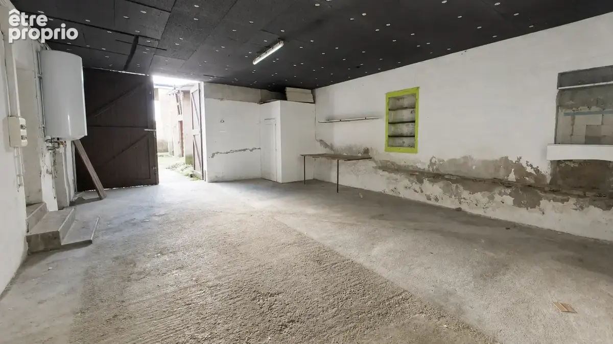 VILLELAURE: MDV de 256 m2 (utile) avec garage, cour et annexes - photo 9
