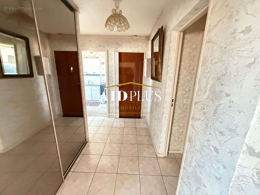 Appartement à TAVERNY