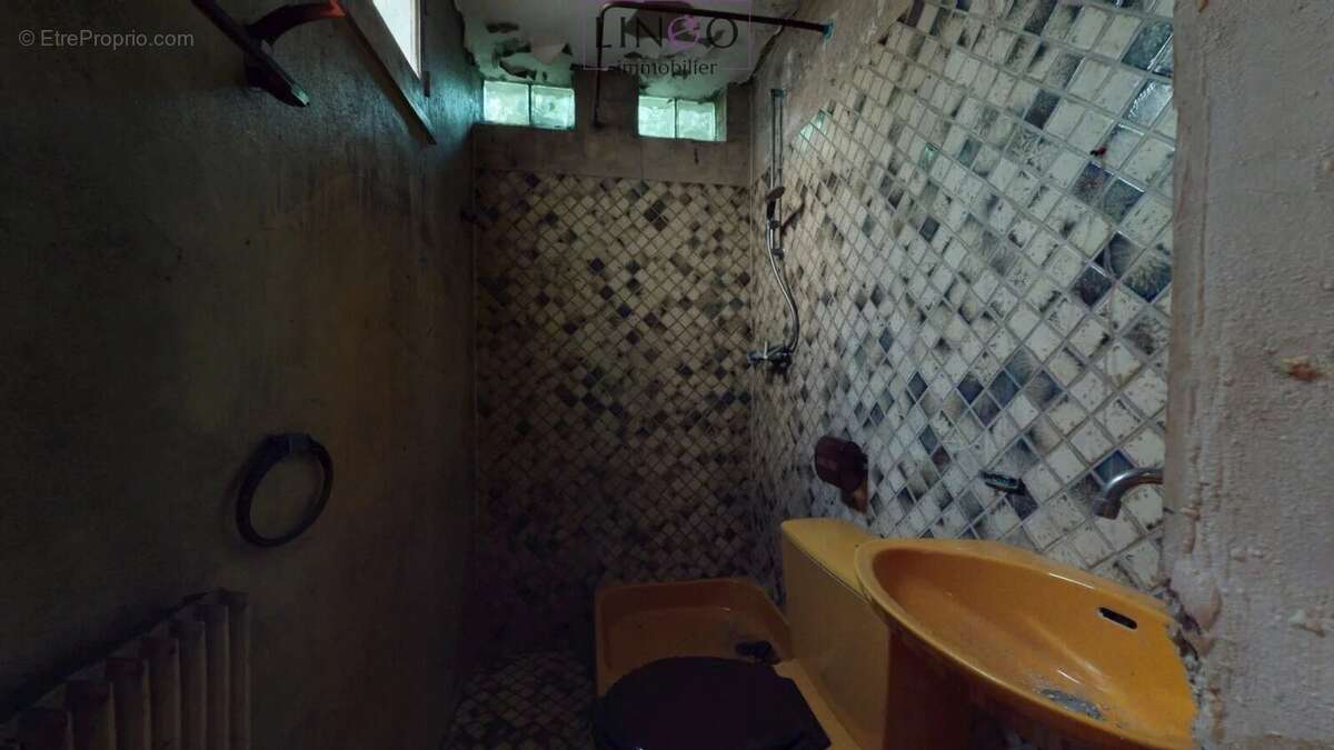 vente maison - 8 pièce(s) - photo 8