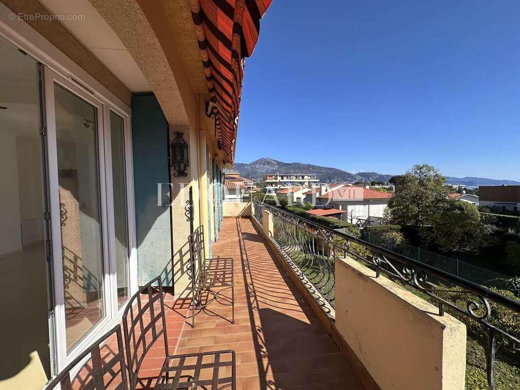 Maison à ROQUEBRUNE-CAP-MARTIN