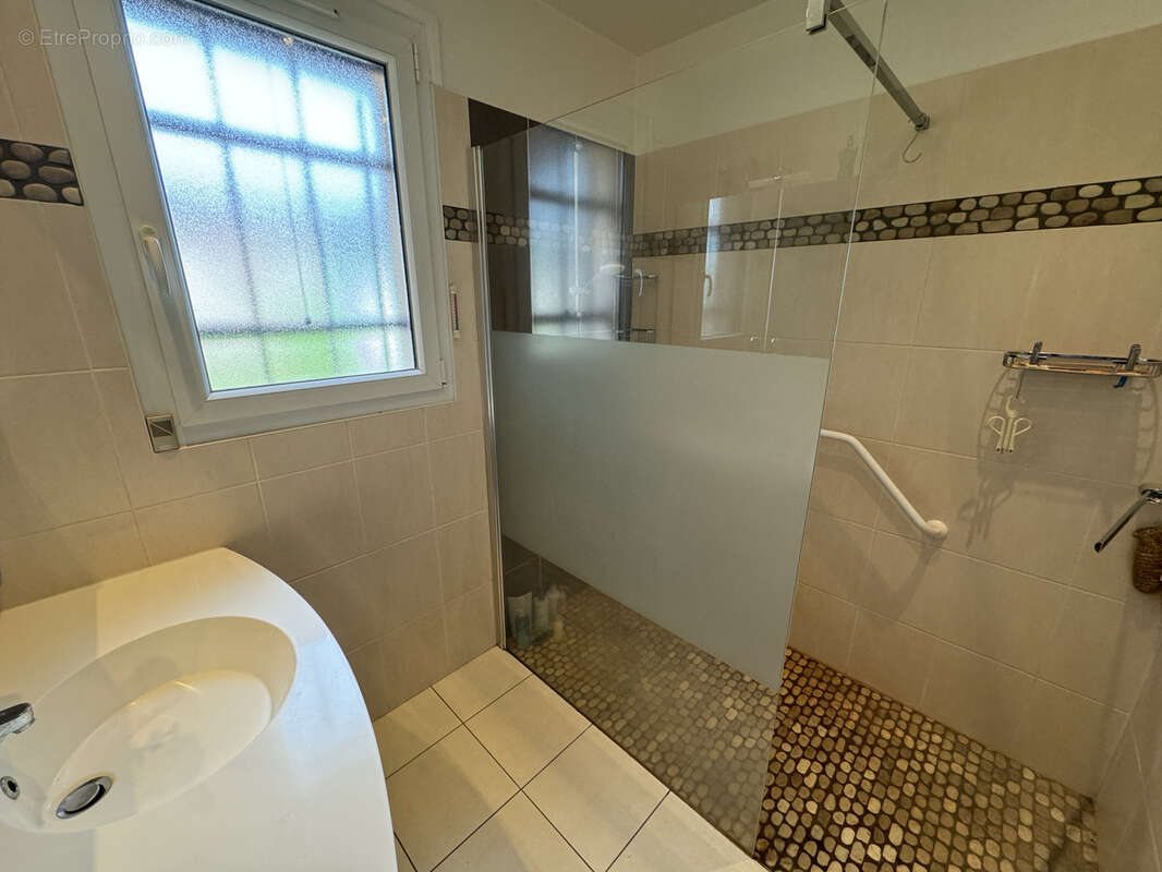 Appartement à L&#039;ABERGEMENT-CLEMENCIAT