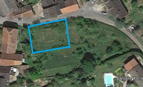 Terrain à VILLE