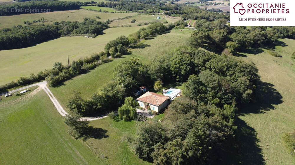Maison à VILLEFRANCHE