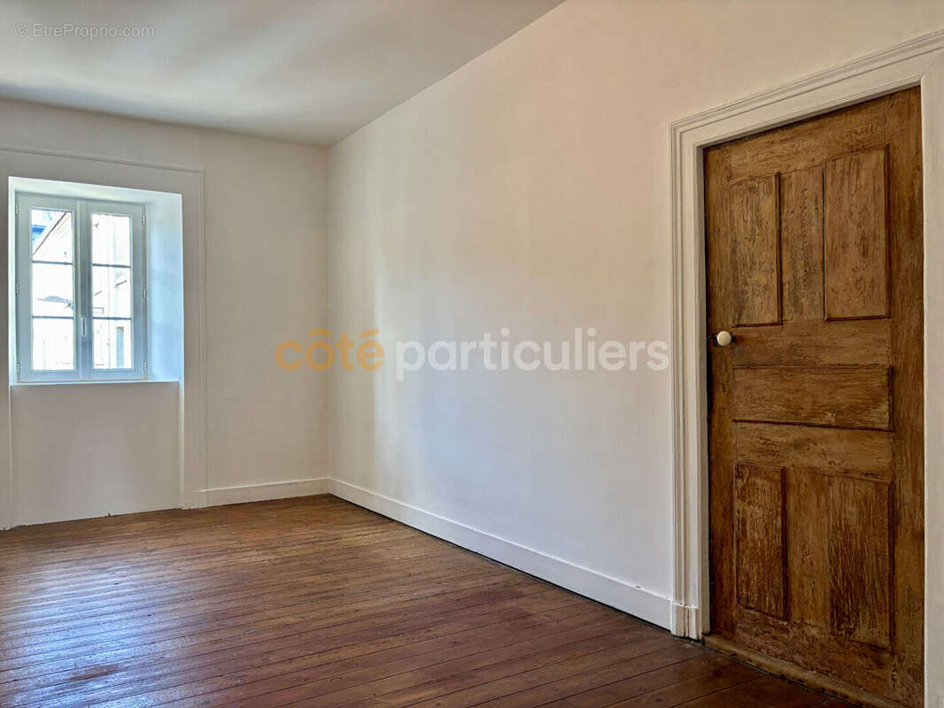 Maison de caractère hypercentre COUTANCES - 5 chambres - photo 15