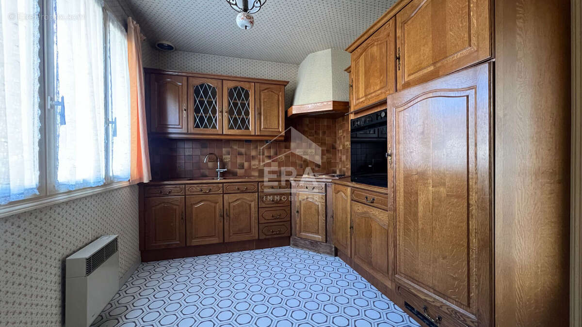 Maison à VIRY-CHATILLON