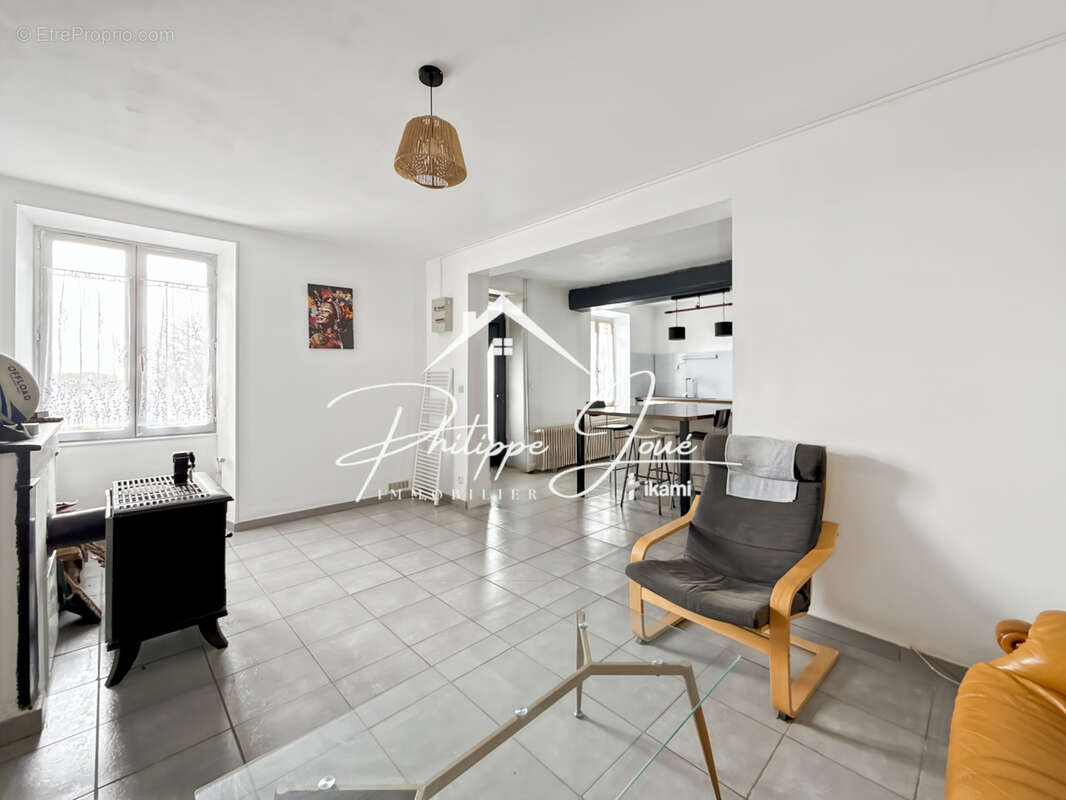 Maison 6 pièces de 146 m2 à Piffonds 89330 - photo 5