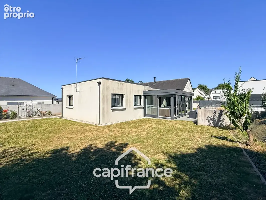 Maison contemporaine de plain-pied de 160 m² – 4 chambres – Véranda de 27 m² avec spa – Double garage – Carport – Noyal-Pontivy - photo 31