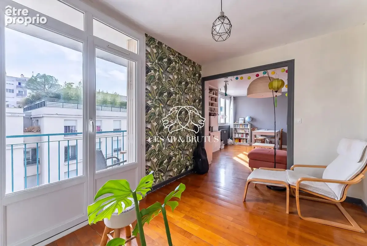 Appartement 75 m² à Lyon-8e  - photo 2