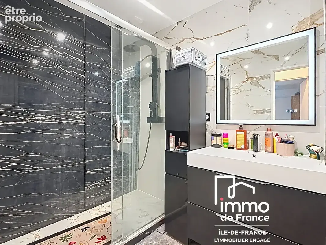 Maison 5 pièces de 105 m² avec jardin et garage - Lognes - photo 9