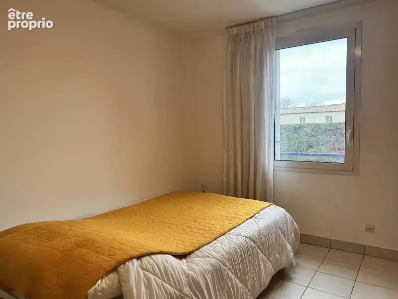 St Paul 3 Châteaux , bel appartement T3 de 83 m2 avec terrasse et garage. - photo 6