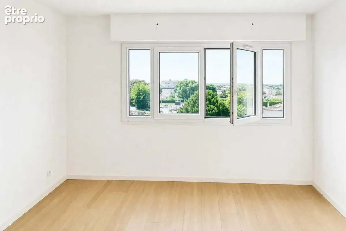 Immeuble 14 appartements avec balcons Cognac - photo 8