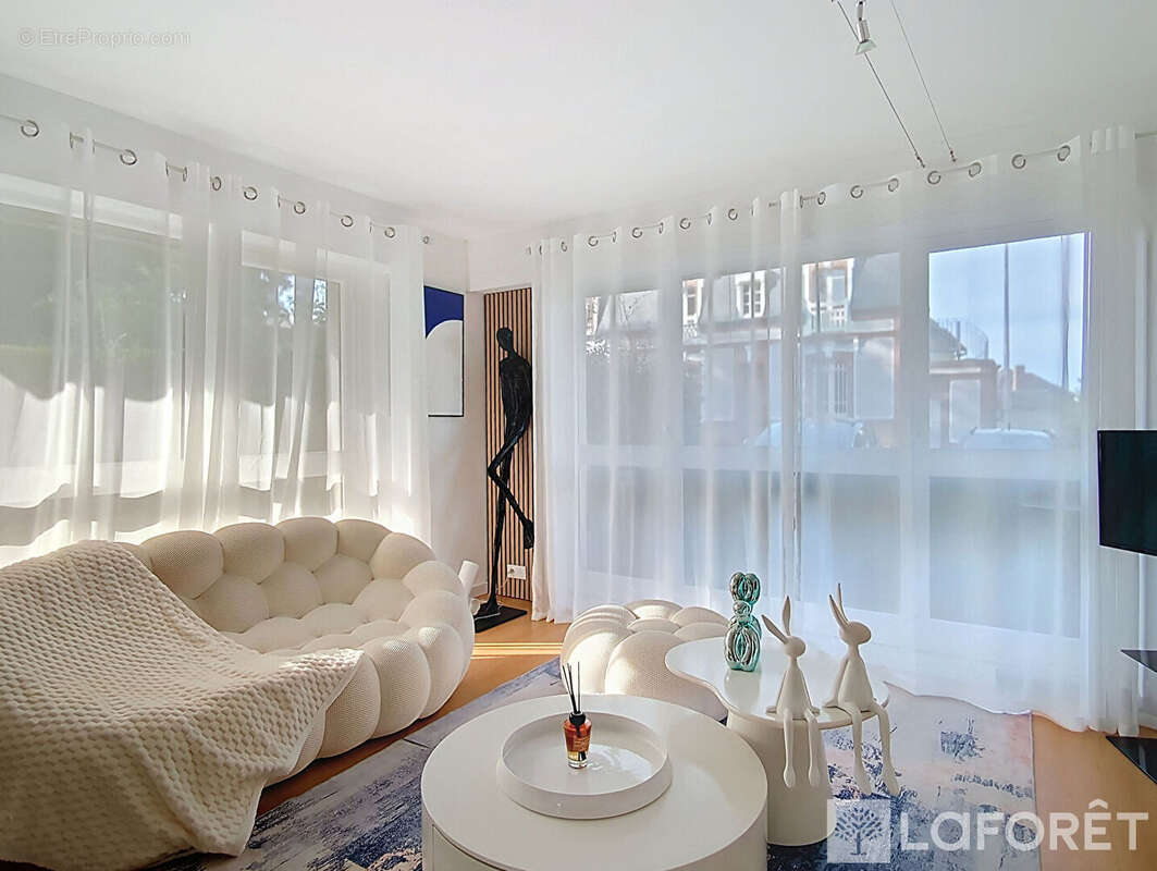 Appartement à BENERVILLE-SUR-MER