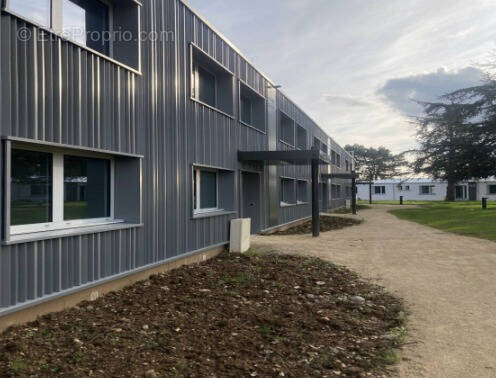 Commerce à SAINT-PRIEST