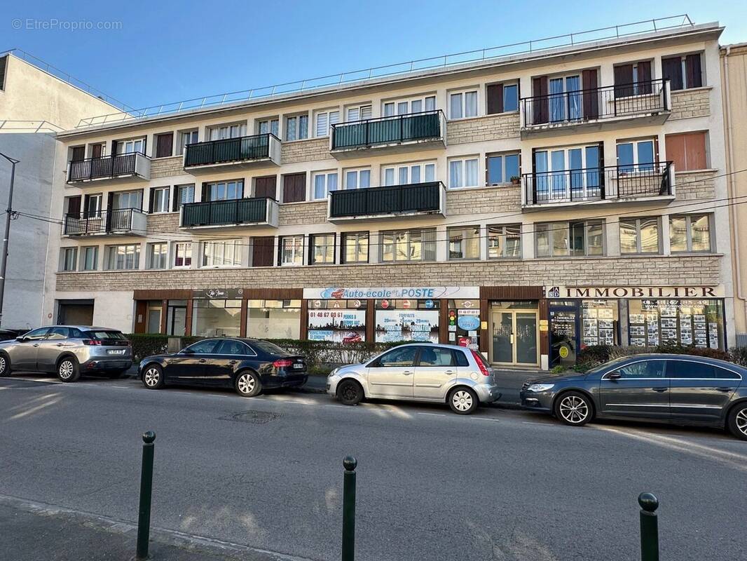 Appartement à LE BLANC-MESNIL