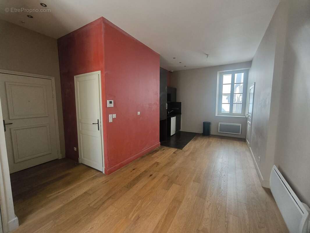 SEJOUR - Appartement à NIMES