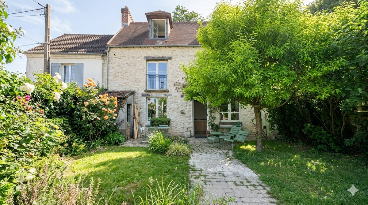 Maison à SENLIS