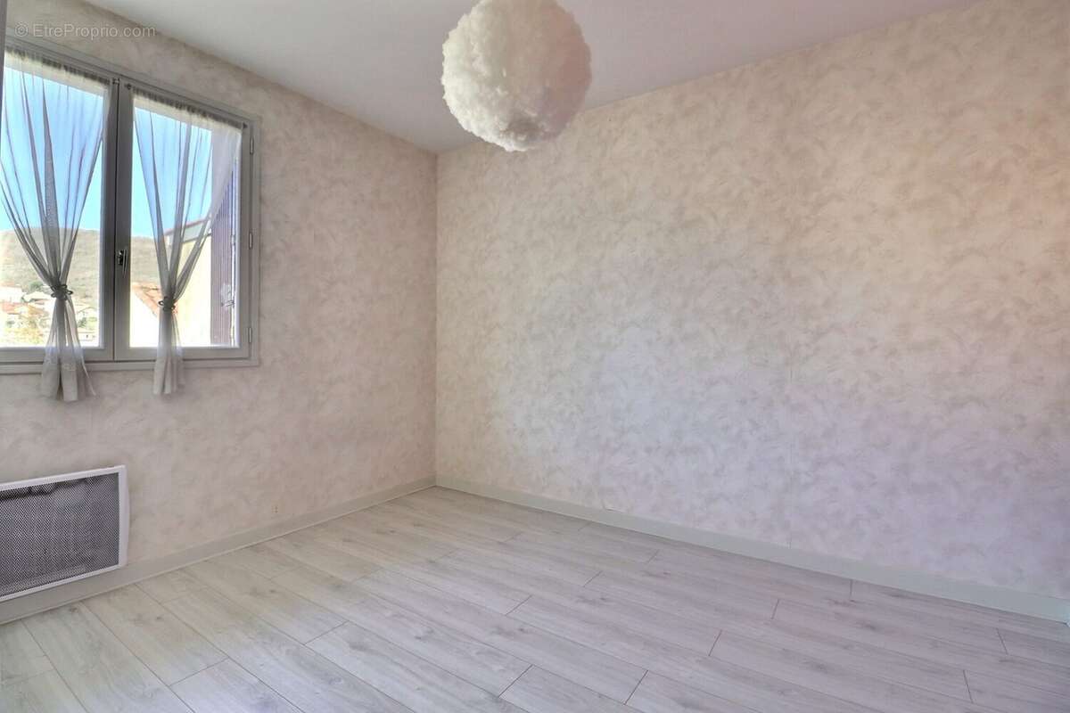 Maison à CLERMONT-FERRAND