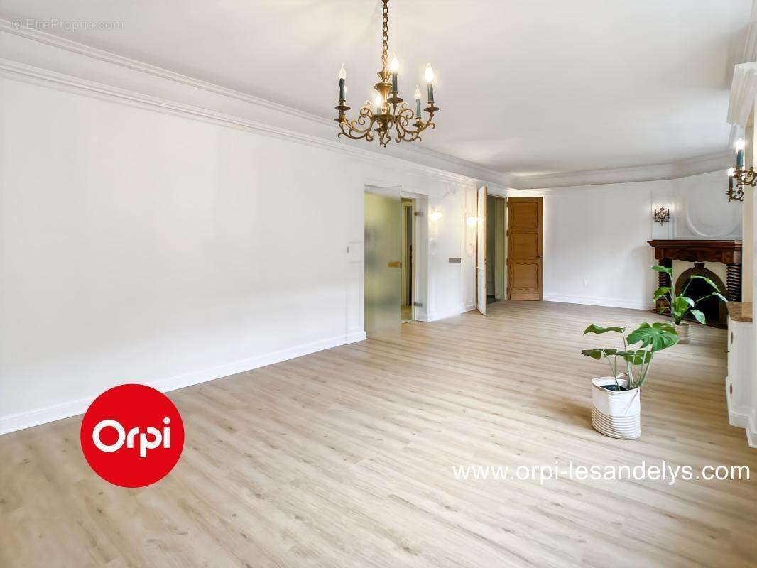 Appartement en duplex T5 - Centre Ville Les Andelys - Commerces aux pieds - photo 5