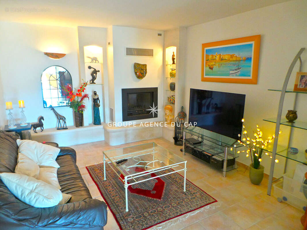 Villa vue mer 177m² 7 pièces avec 4 chambres piscine garage et car port,  aux issambres - photo 14