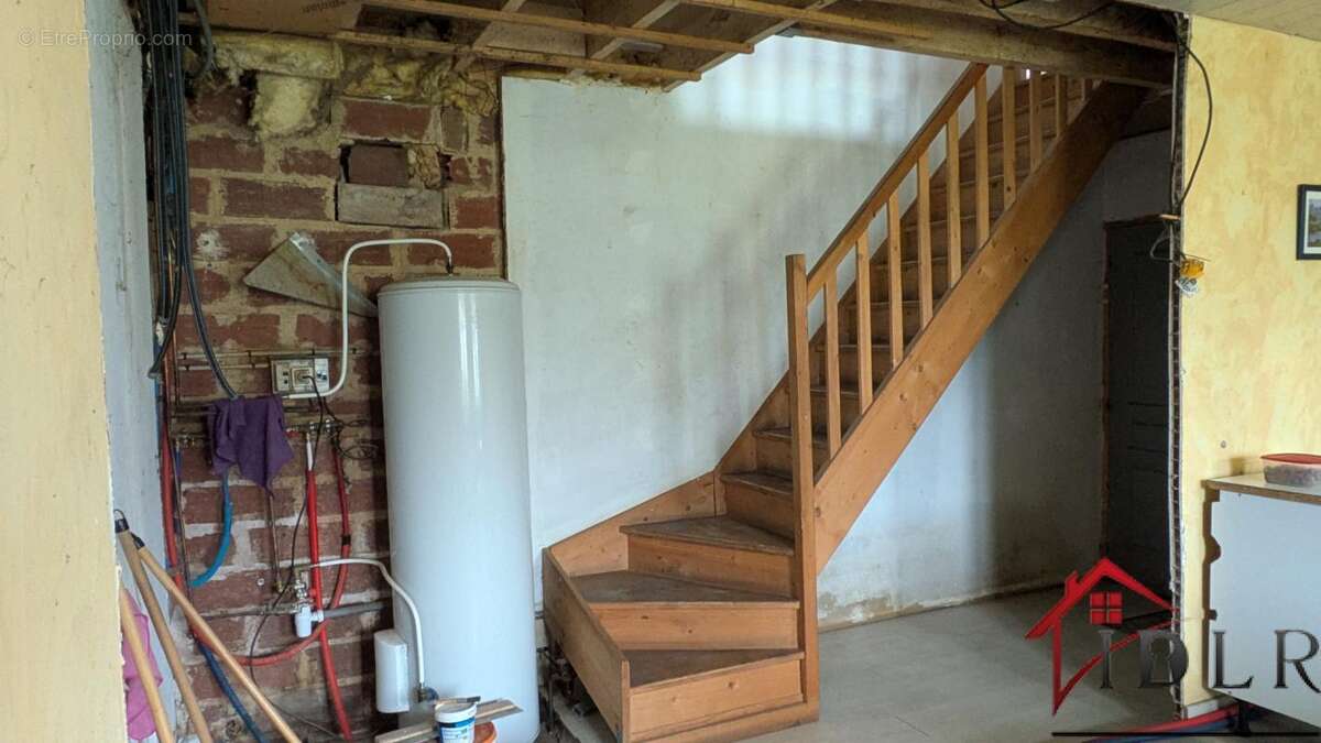 maison à rénover avec 13 000m2 terrain - photo 24