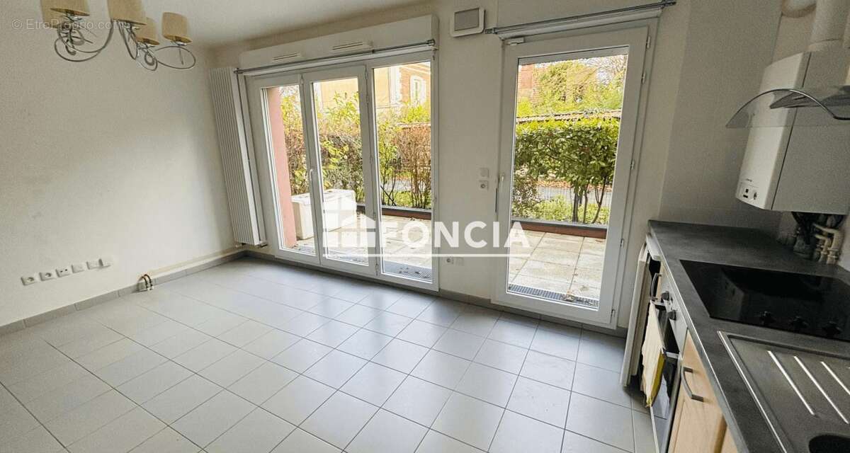 Appartement à ROSNY-SUR-SEINE