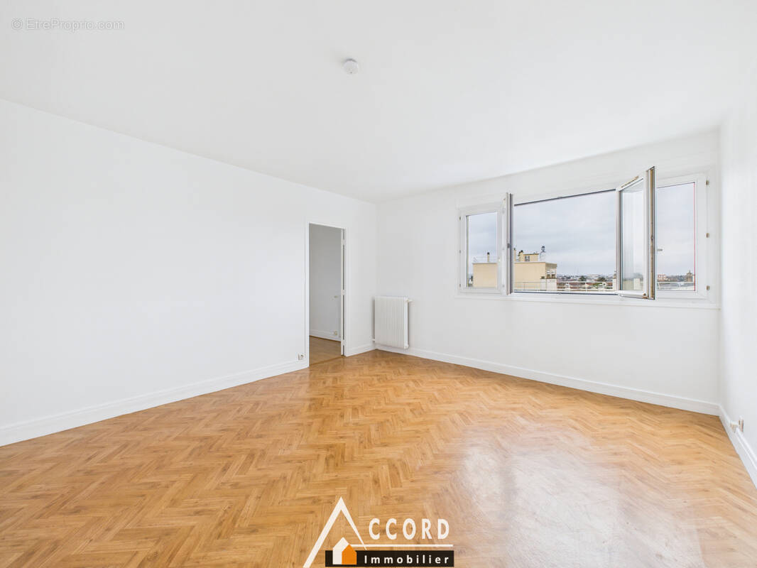 Appartement à SARTROUVILLE