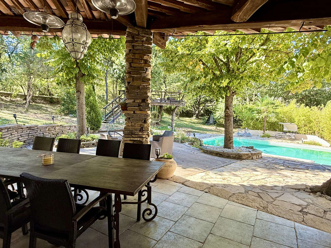 Maison à VAILHAUQUES