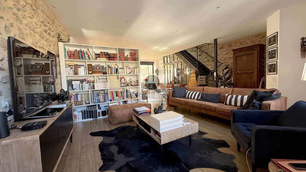 Appartement à TOURNON-SUR-RHONE