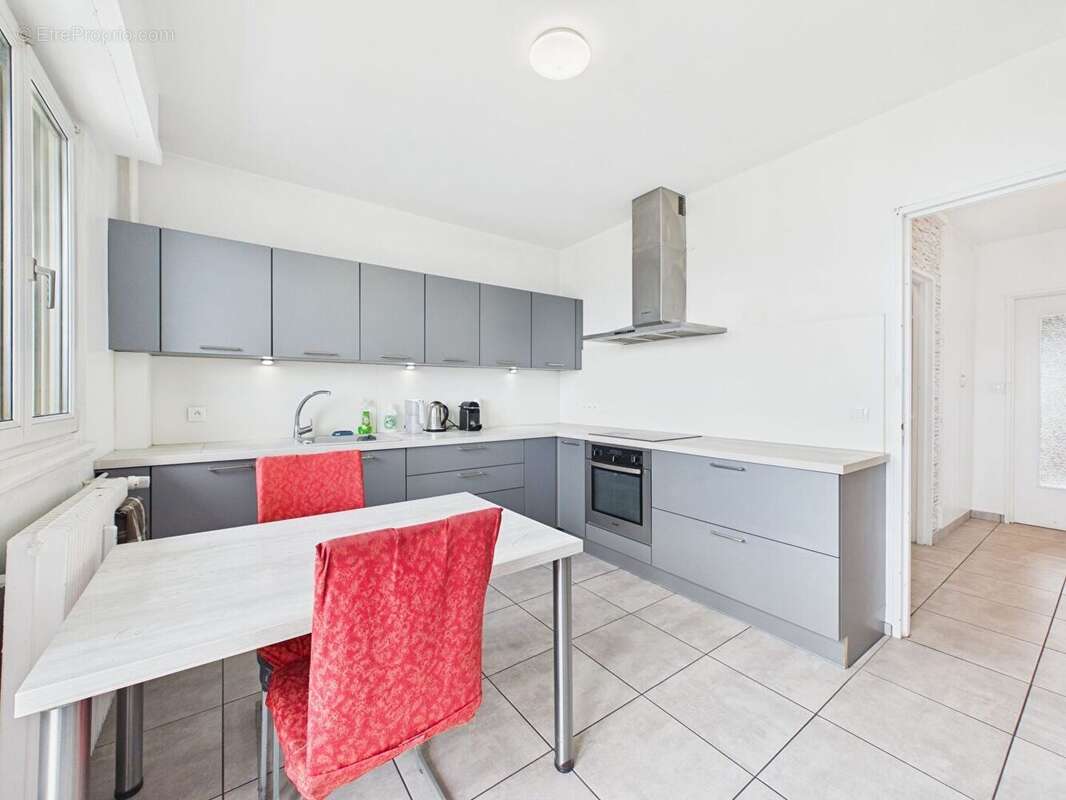 5p 121m2 avec 2 balcons Vue Panoramique - photo 10