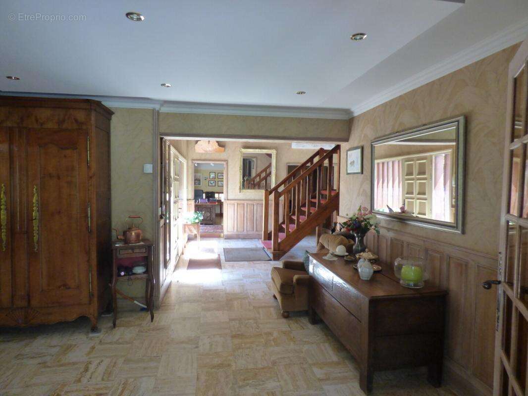 Maison à CHATEAUNEUF-EN-THYMERAIS