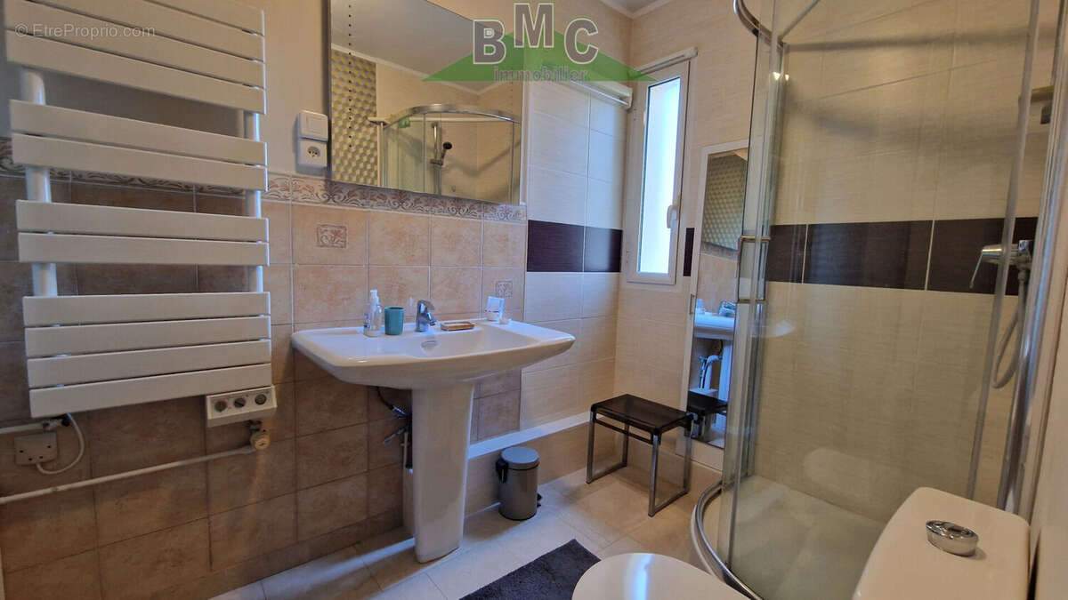 Appartement à LE PLESSIS-BOUCHARD