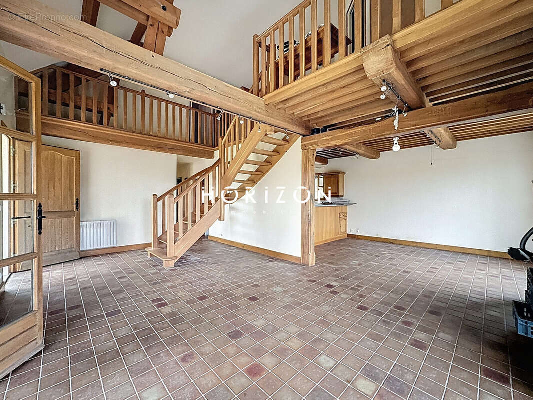 Maison à DOMPIERRE-LES-ORMES