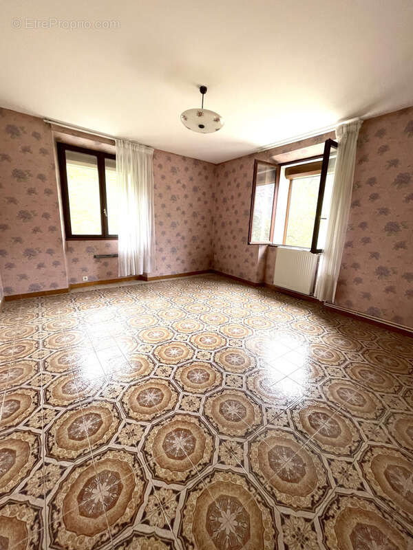 Maison à VIF