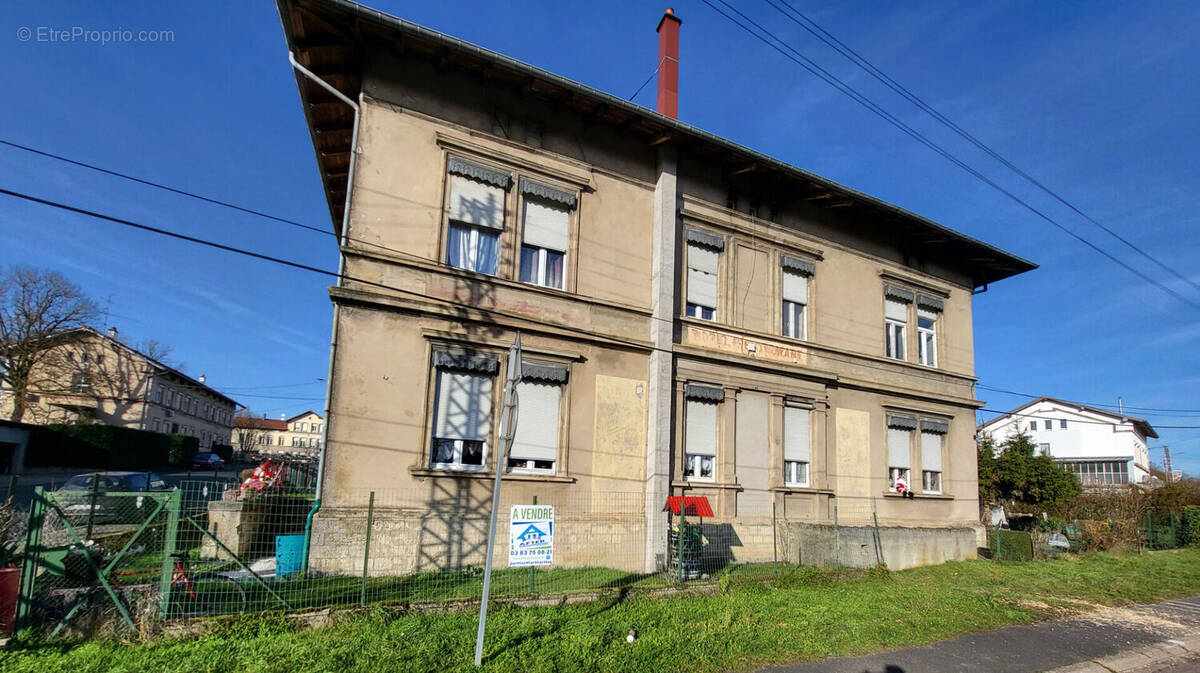 Appartement à AVRICOURT