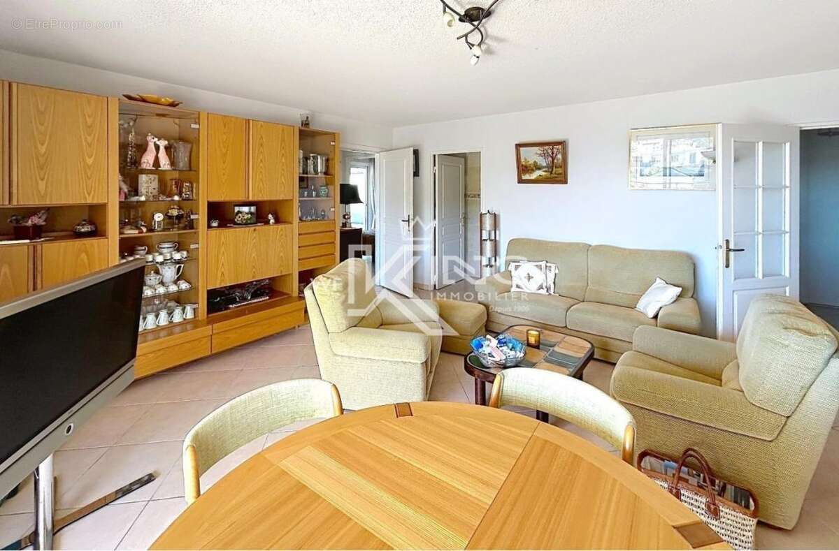 Appartement à SAINT-RAPHAEL
