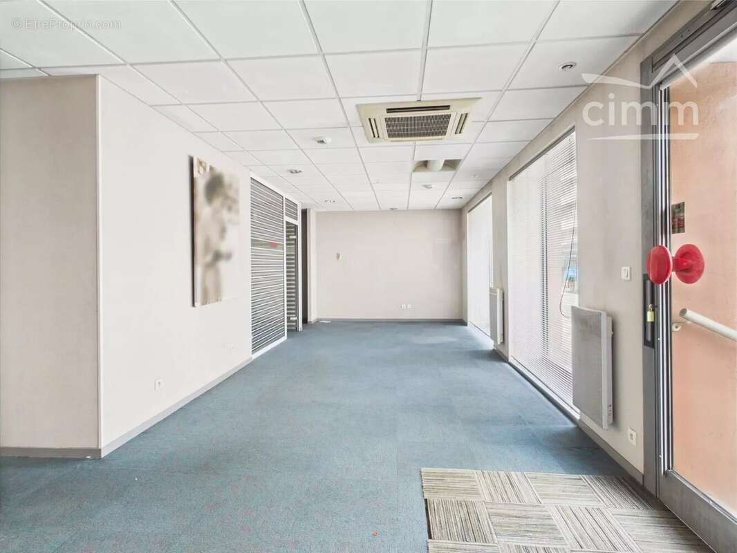 Commerce à SAINT-MARTIN-D&#039;HERES