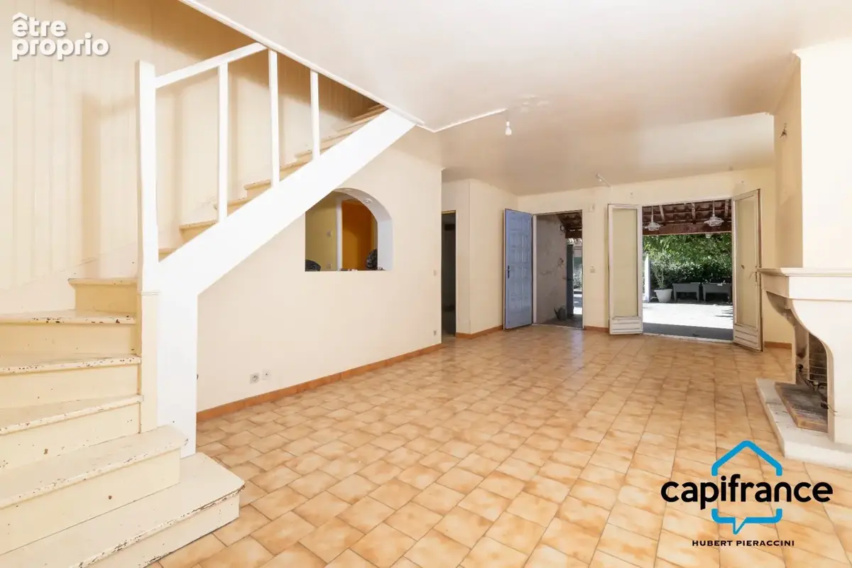 83. Sollies Toucas, maison de 108 m2 sur une parcelle de 338 m2, calme, 4 ch - photo 5