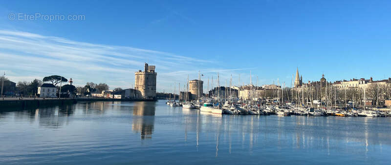 Commerce à LA ROCHELLE